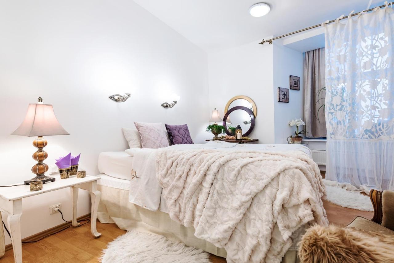 Oldhouse Apartments - Tallinn Old Town Bagian luar foto