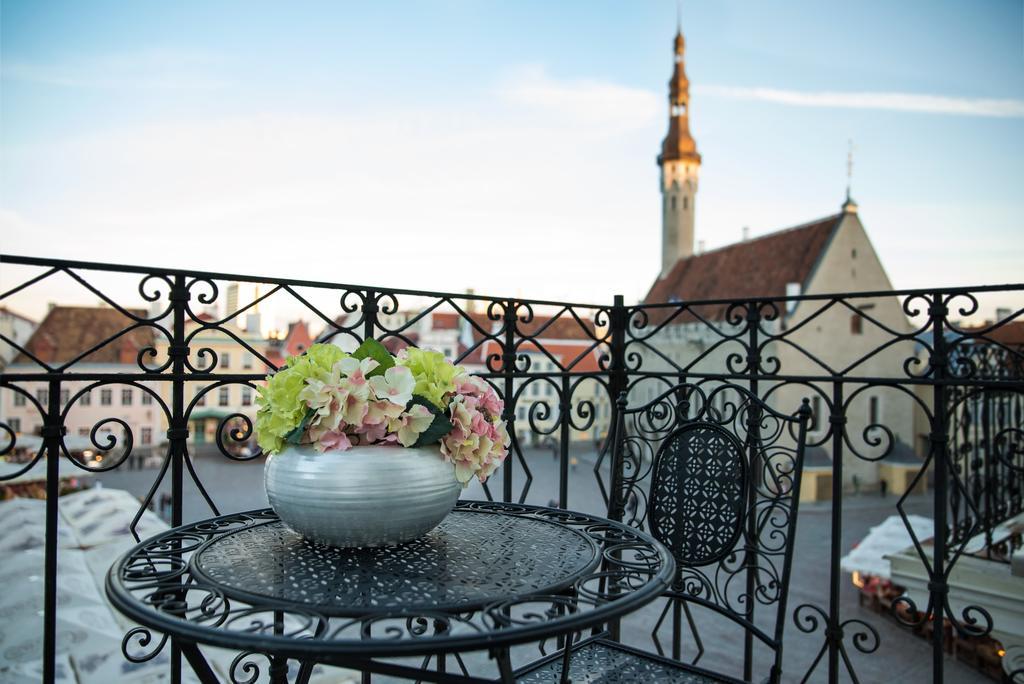 Oldhouse Apartments - Tallinn Old Town Bagian luar foto